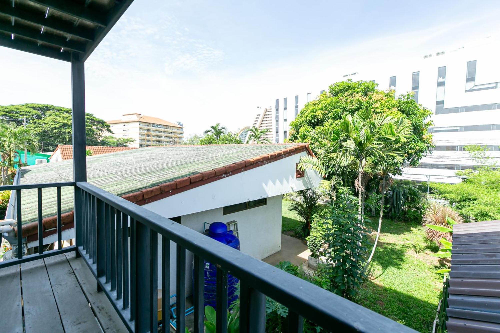 Hotel Wong Amat House à Pattaya Extérieur photo