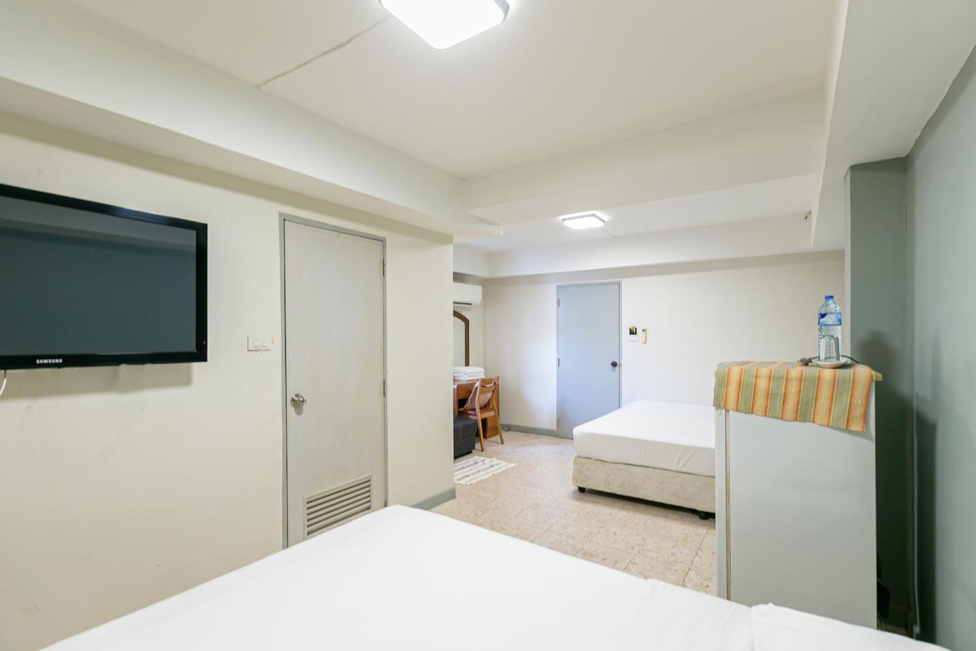Hotel Wong Amat House à Pattaya Extérieur photo